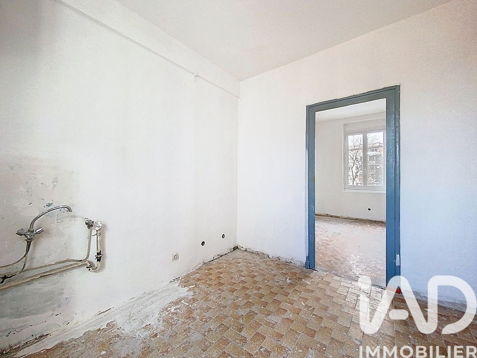 Vente appartement à Décines-Charpieu (69150) : appartement 2 pièces 33 m² - 1981998 — 4