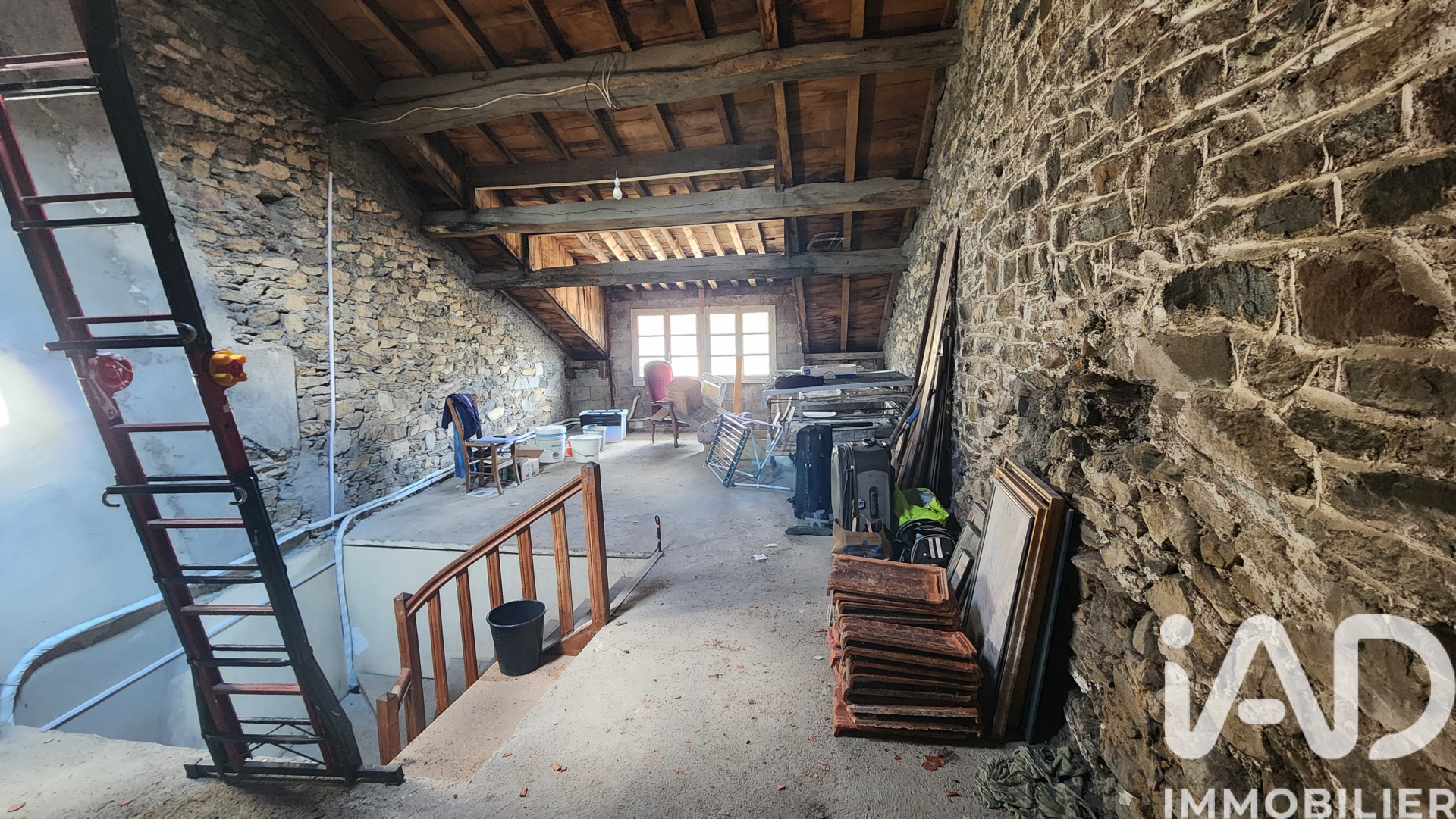 Vente maison à Arvieu (12120) : maison 5 pièces 110 m² — 9
