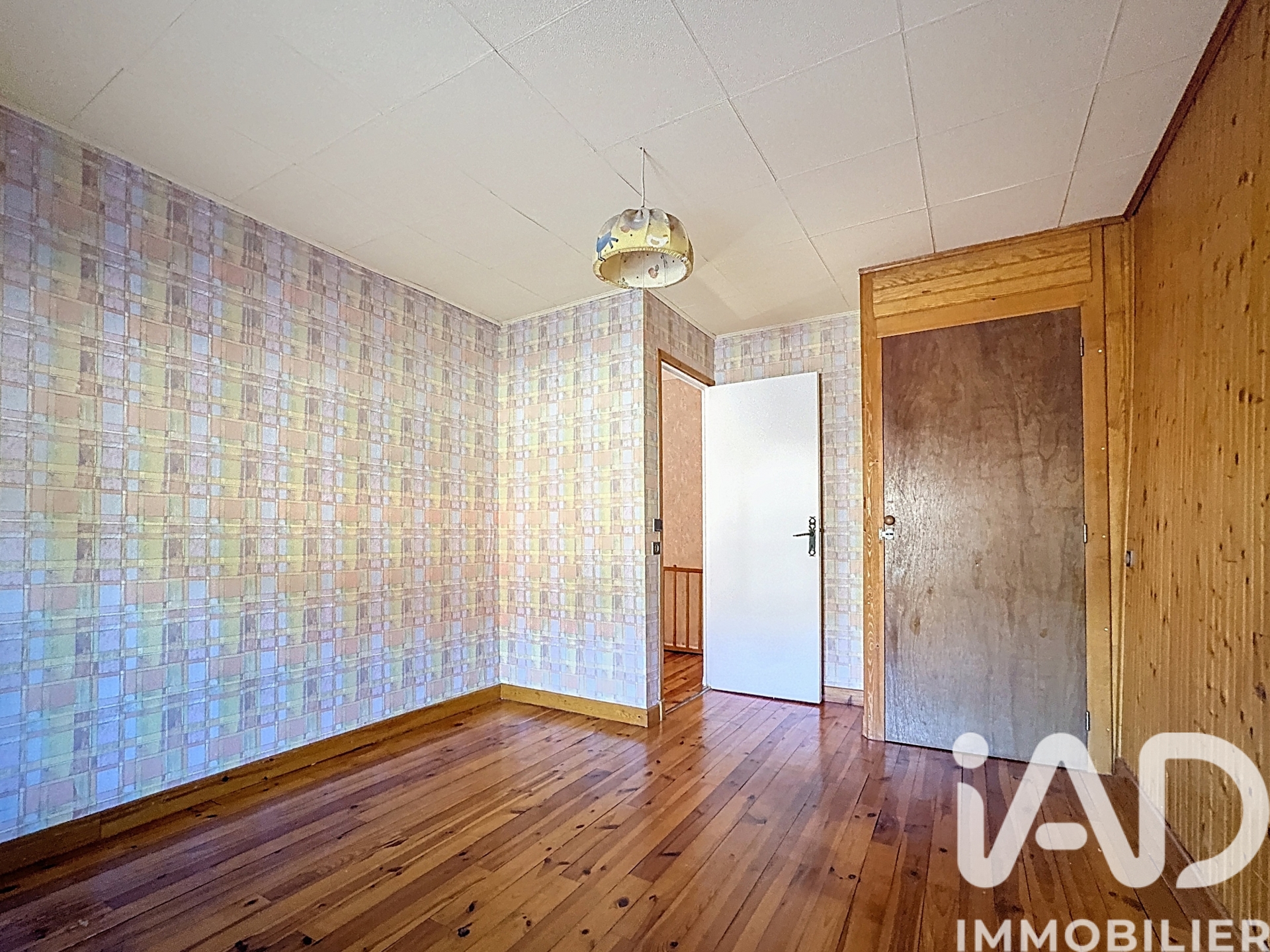Vente maison à Champétières (63600) : maison de village 6 pièces 138 m² — 9