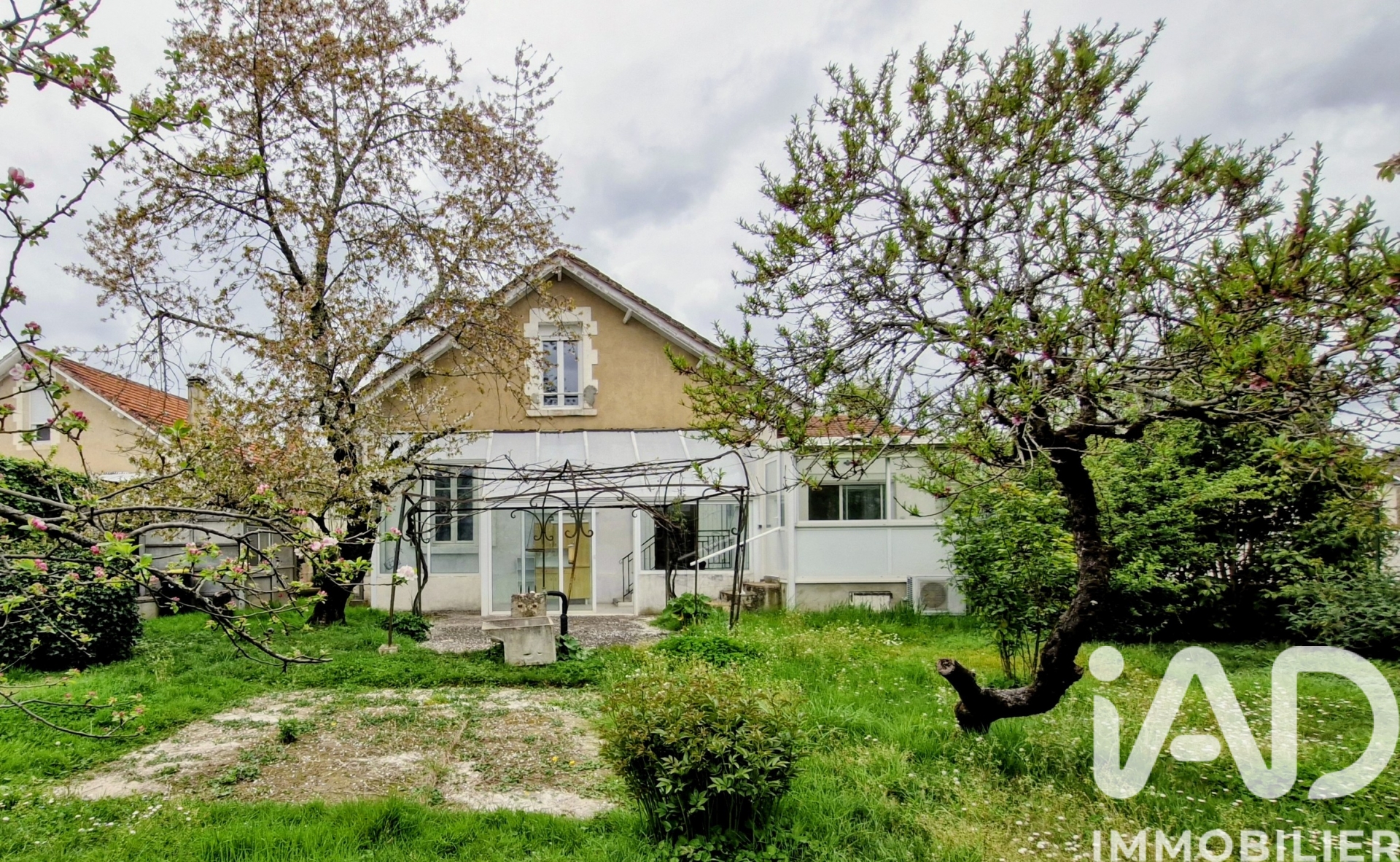 Vente maison à Bergerac (24100) : maison 6 pièces 113 m² — 4