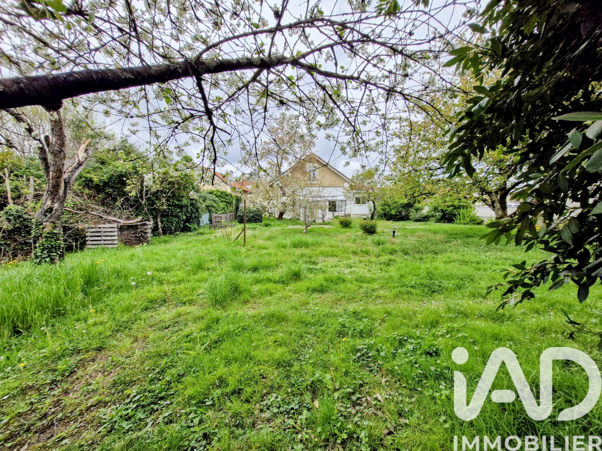Vente maison à Bergerac (24100) : maison 6 pièces 113 m² — 8