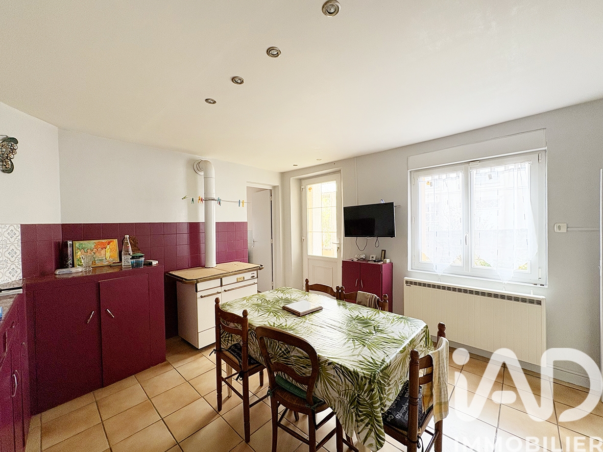 Vente maison à Thury (89520) : maison de village 4 pièces 124 m² — 9