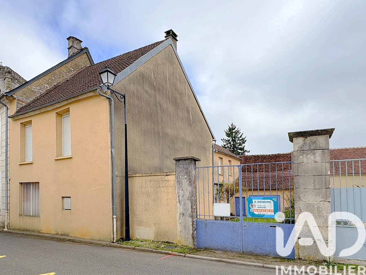Vente maison à Thury (89520) : maison de village 4 pièces 124 m² — 17