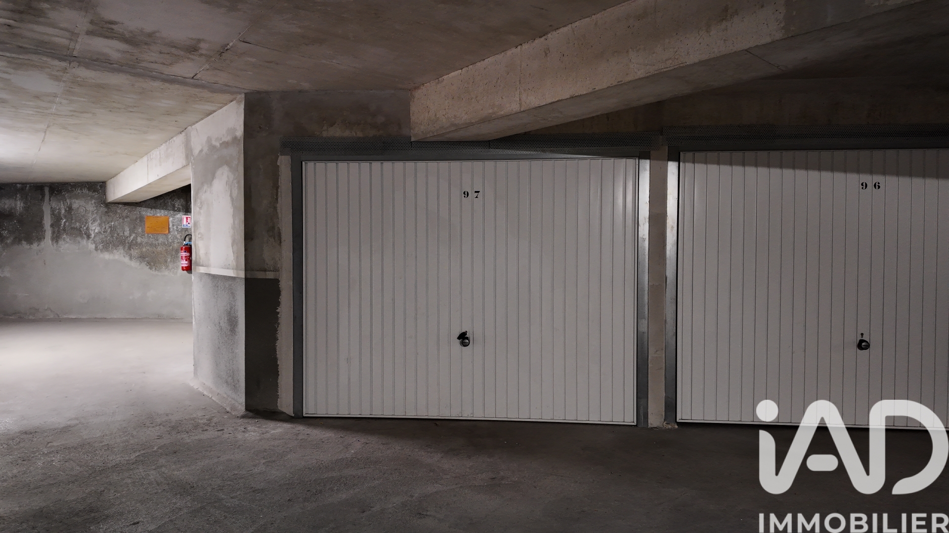 Vente Garage 13 m&sup2;