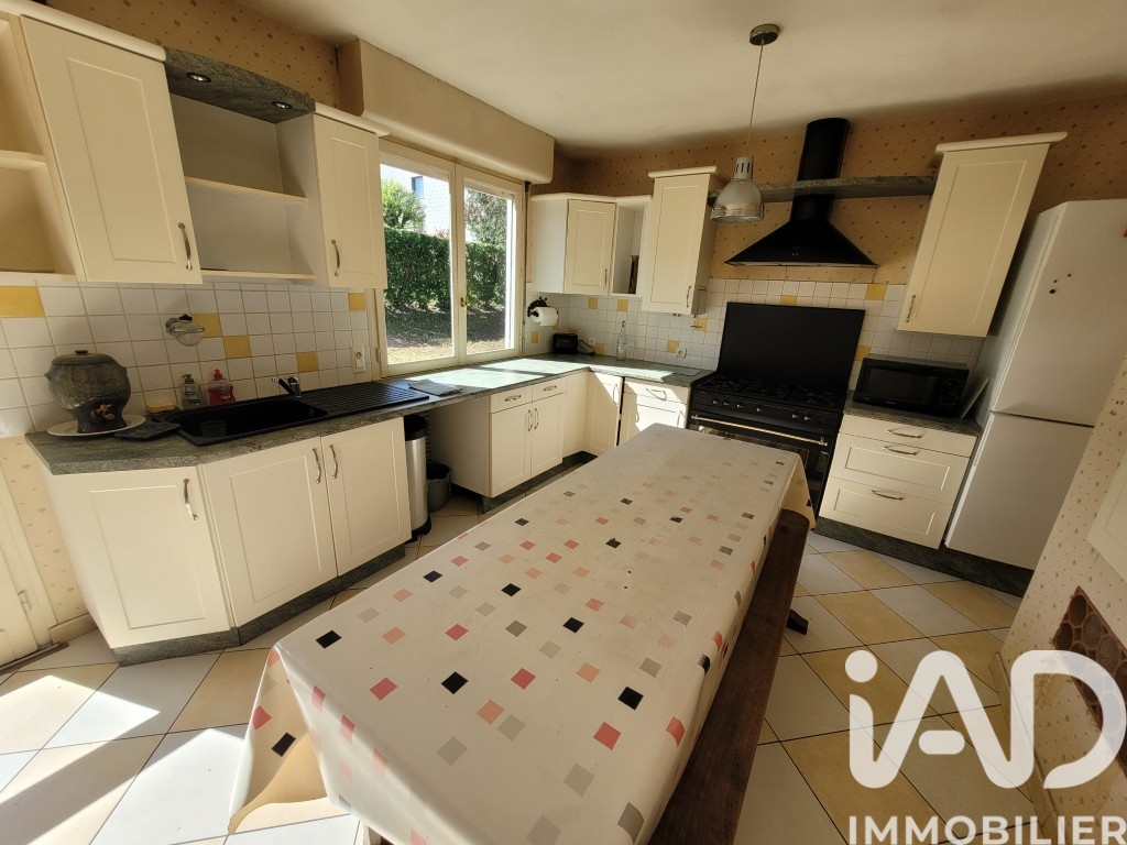 Vente maison à Parthenay (79200) : maison de ville 5 pièces 116 m² — 8