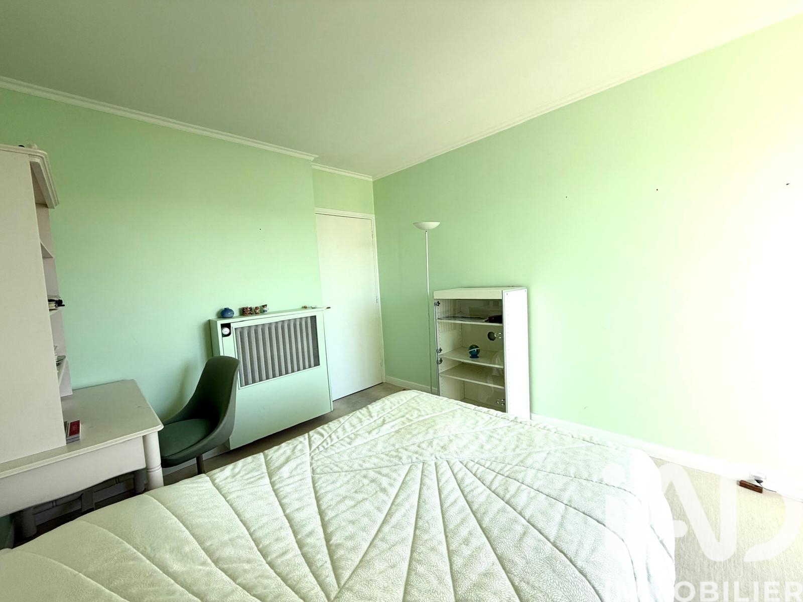 Vente appartement à Le Pecq (78230) : appartement 5 pièces 90 m² - 2007981 — 12