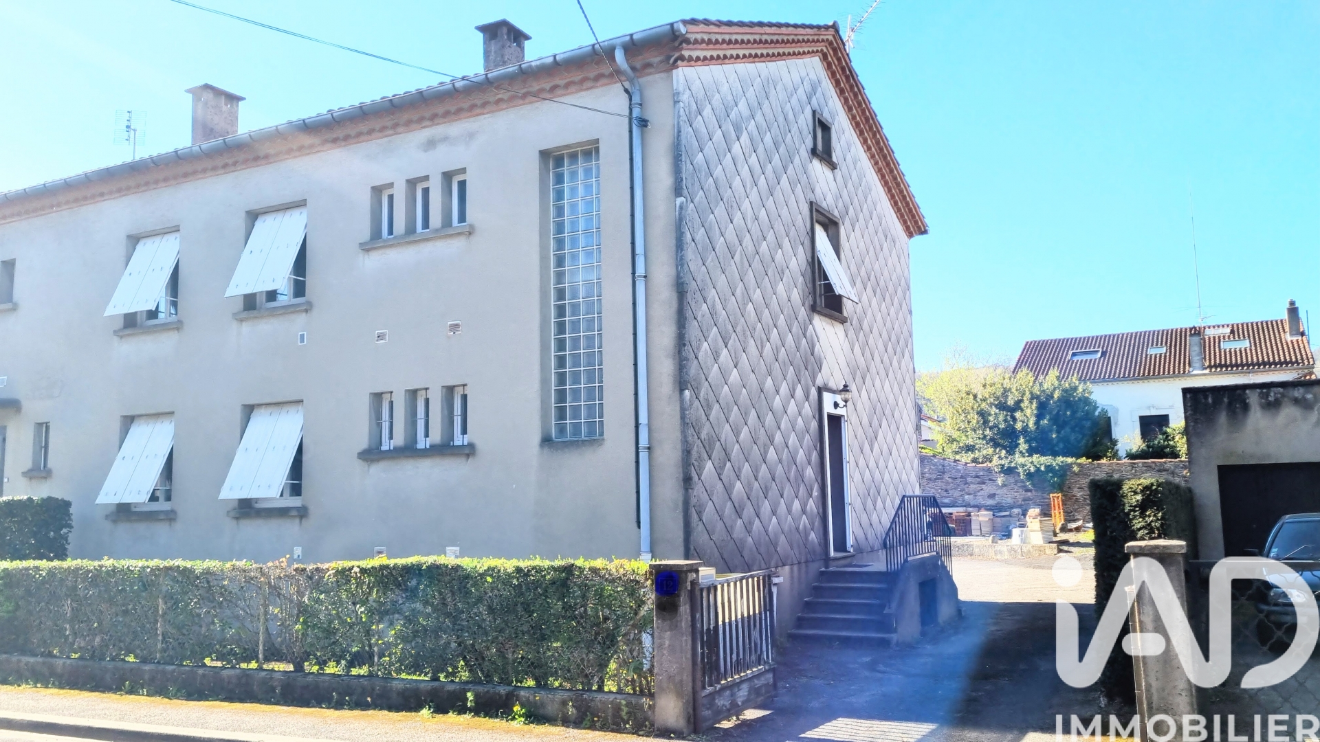 Vente maison à Mazamet (81200) : maison de ville 6 pièces 195 m² — 2
