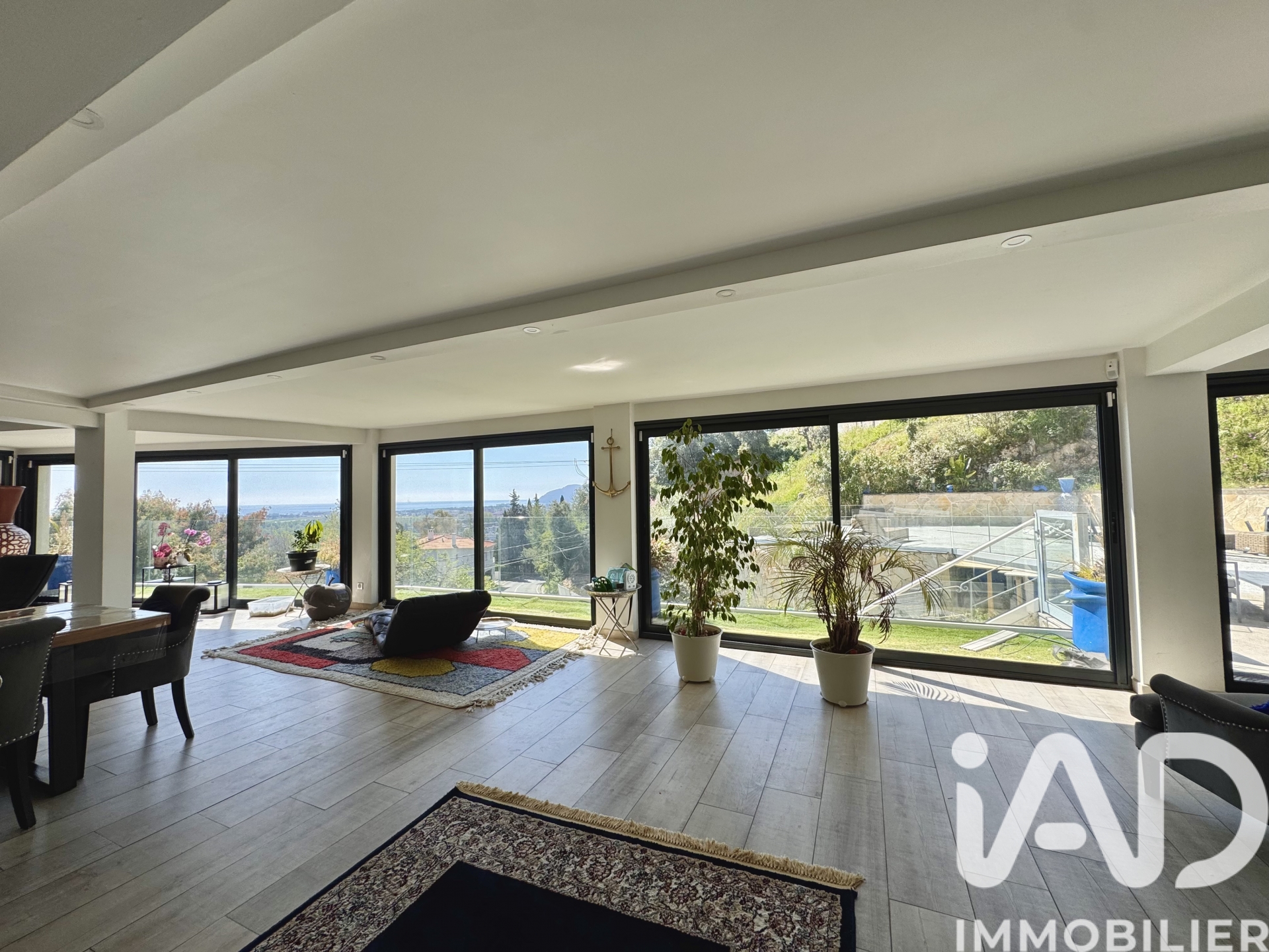 Vente maison à Mandelieu-la-Napoule (06210) : maison traditionnelle 10 pièces 345 m² - 1991302 — 6