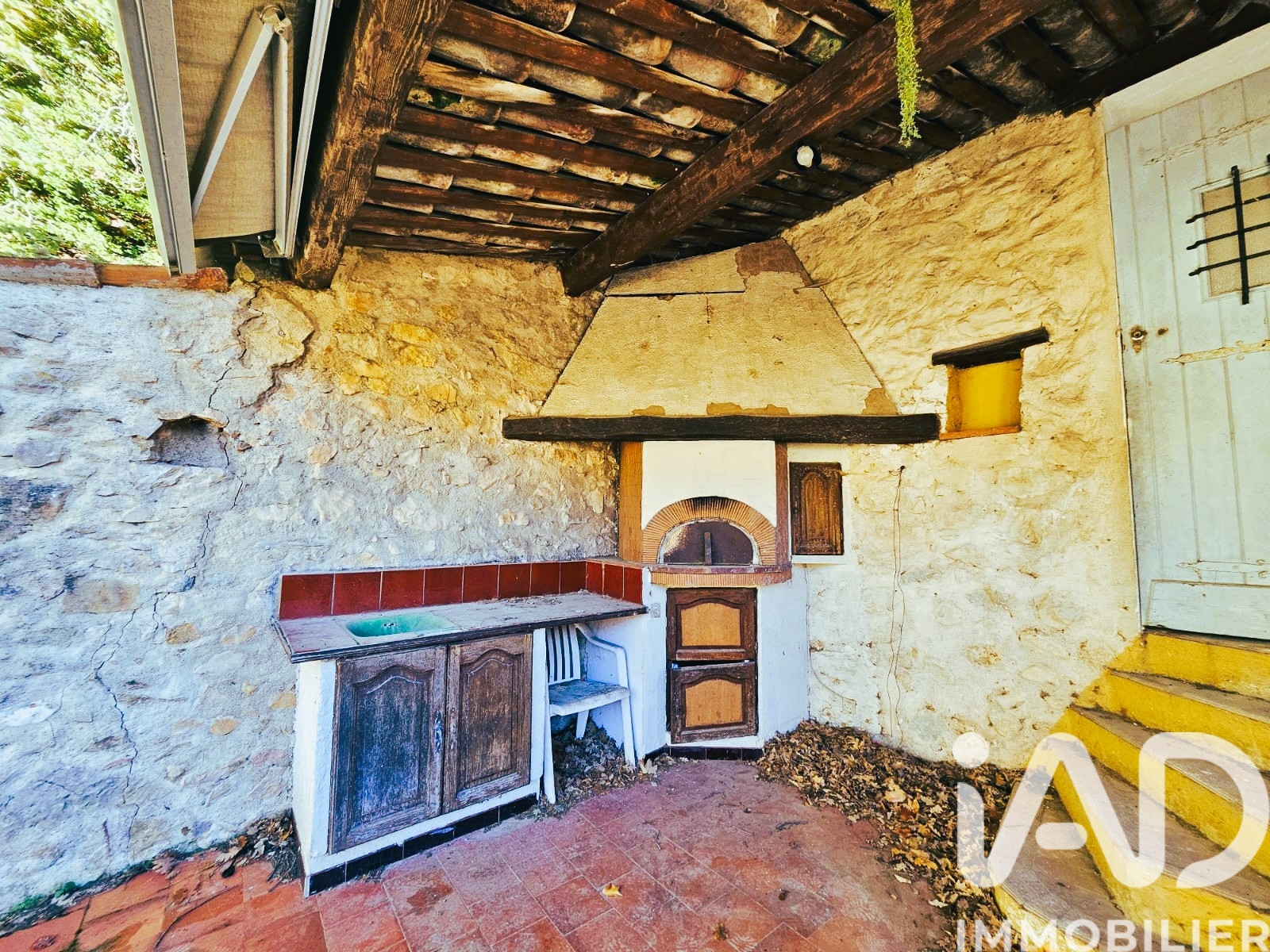 Vente maison à Montferrat (83131) : maison de village 6 pièces 117 m² — 2