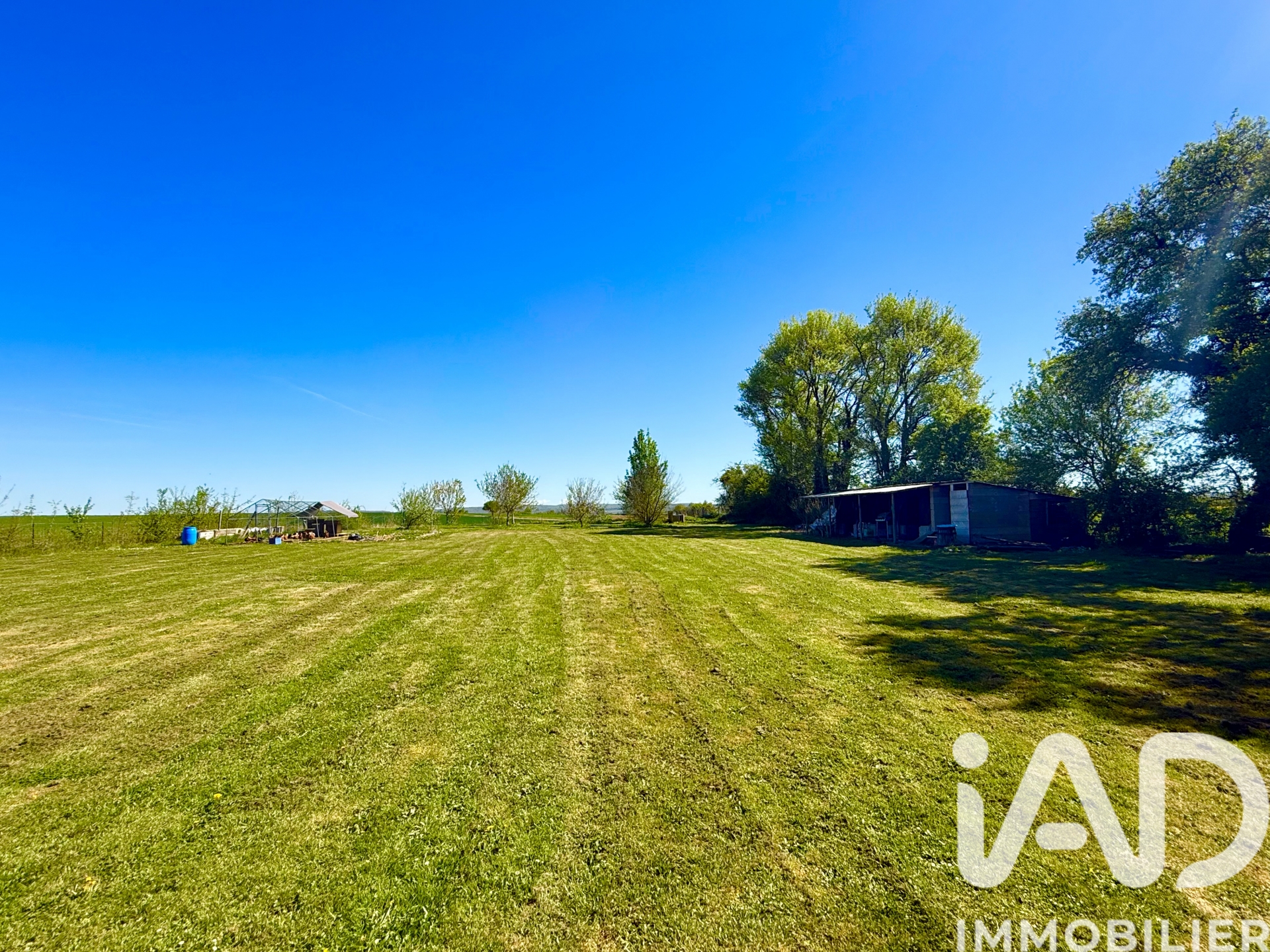 Vente maison à Donzy (58220) : pavillon 7 pièces 123 m² - 1992431 — 7