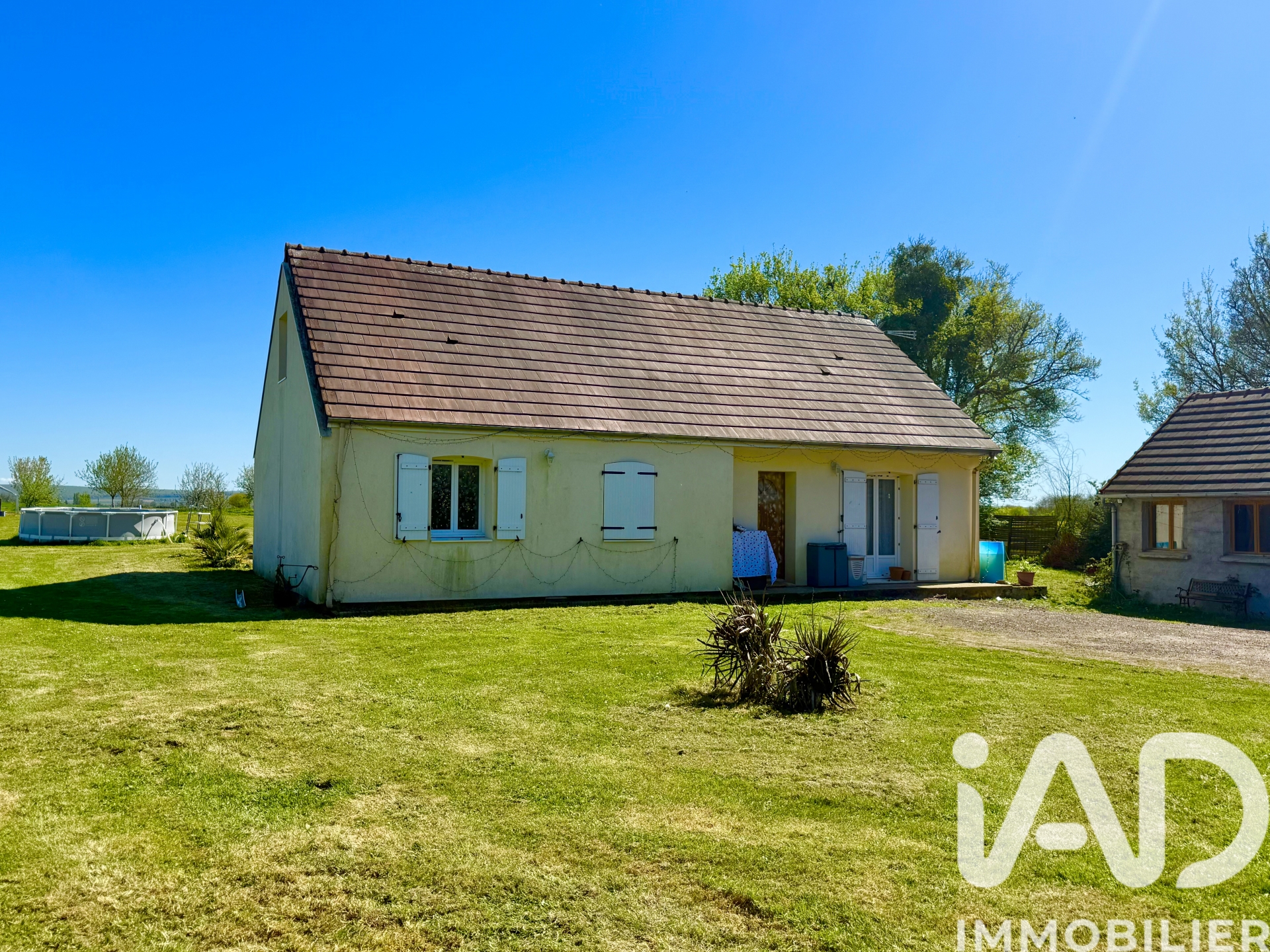 Vente maison à Donzy (58220) : pavillon 7 pièces 123 m² - 1992431 — 4