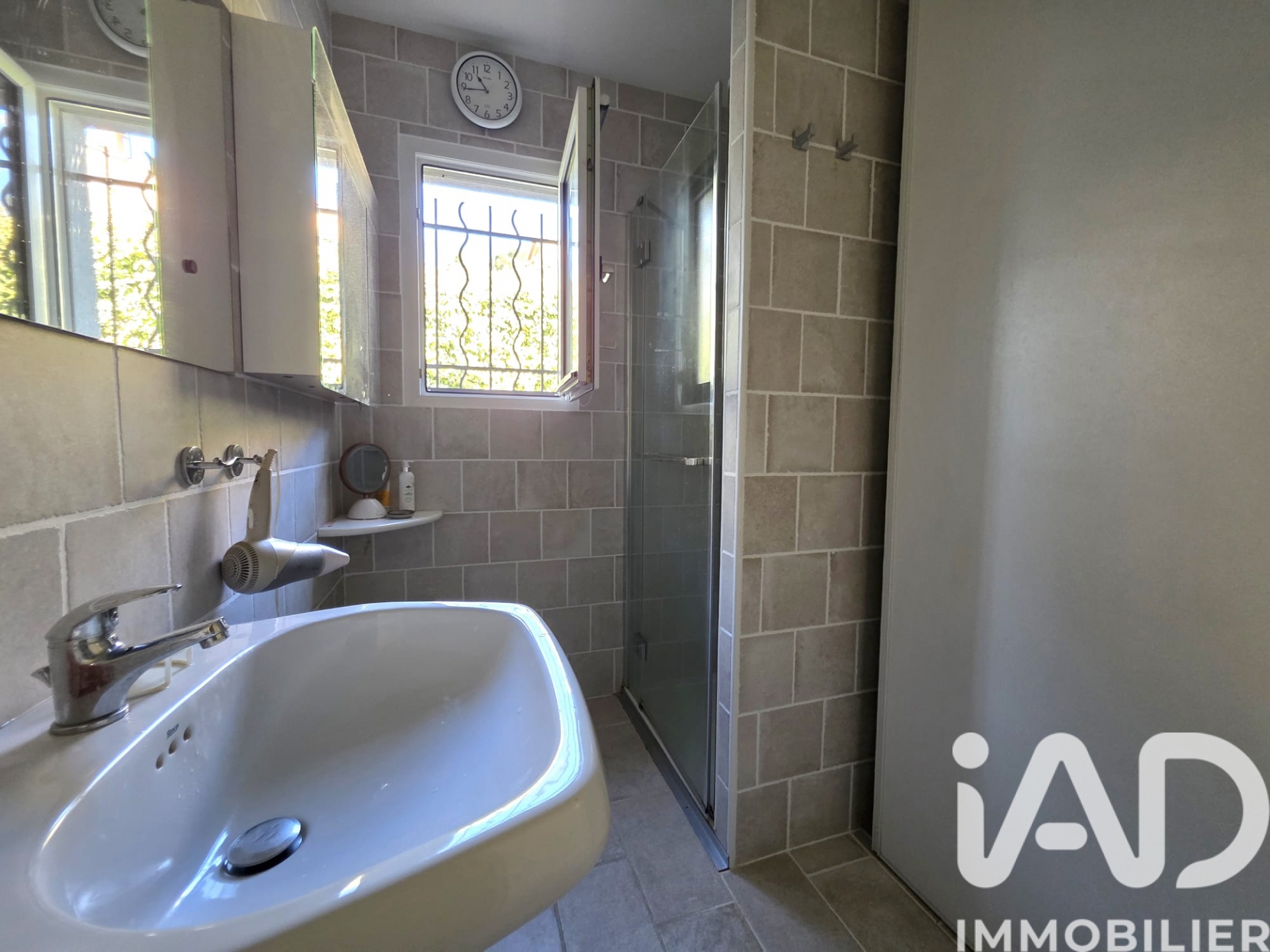 Vente maison à Orgon (13660) : maison 5 pièces 148 m² — 9
