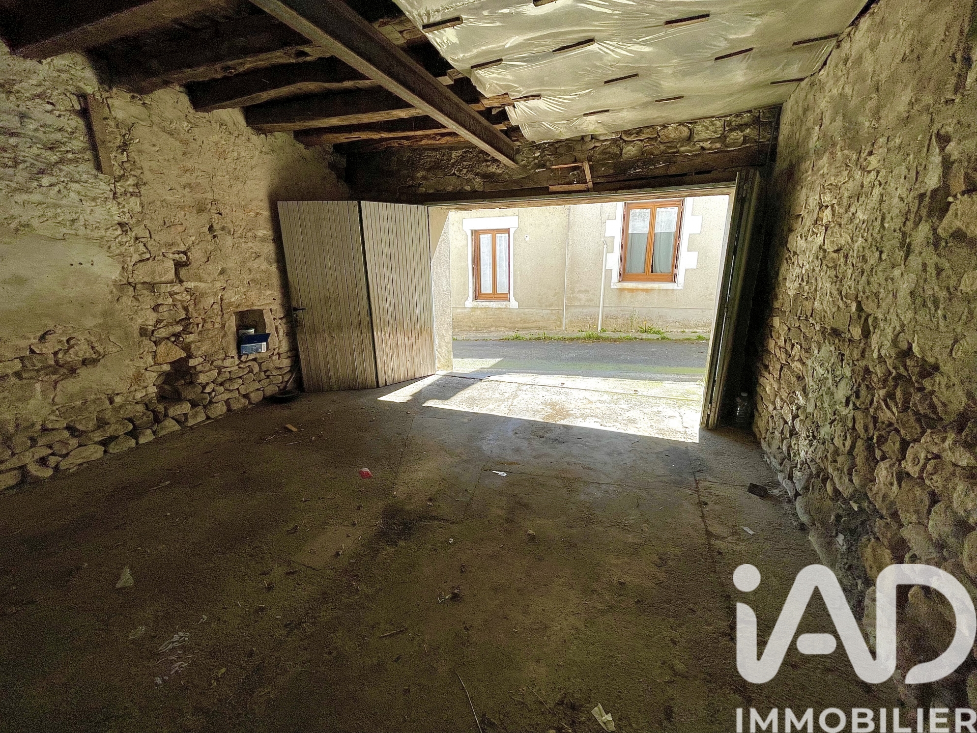 Vente maison à La Trimouille (86290) : maison de village 3 pièces 78 m² - 1993423 — 16