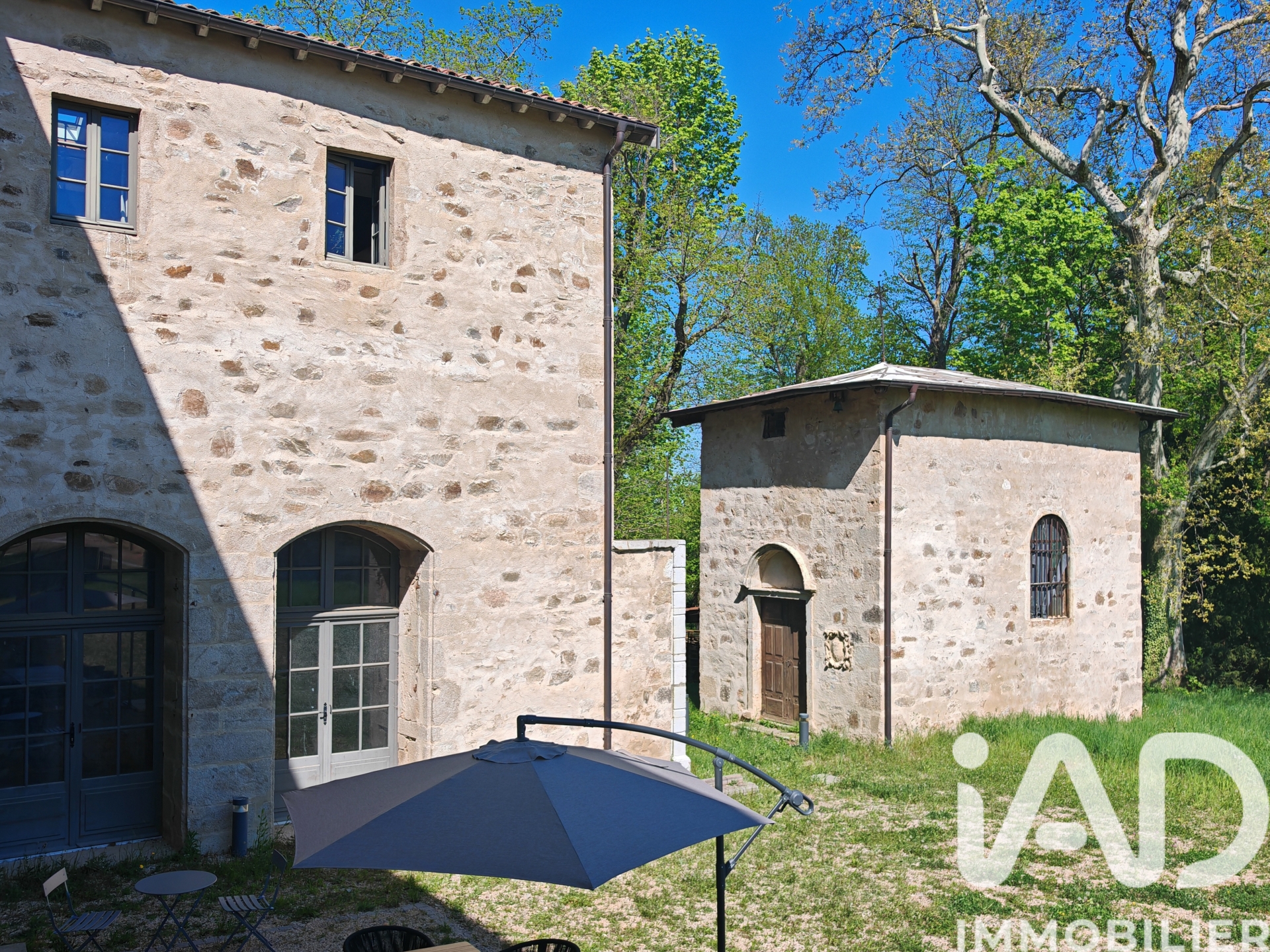 Appartement à Saint-Laurent-d'Agny (69440)
