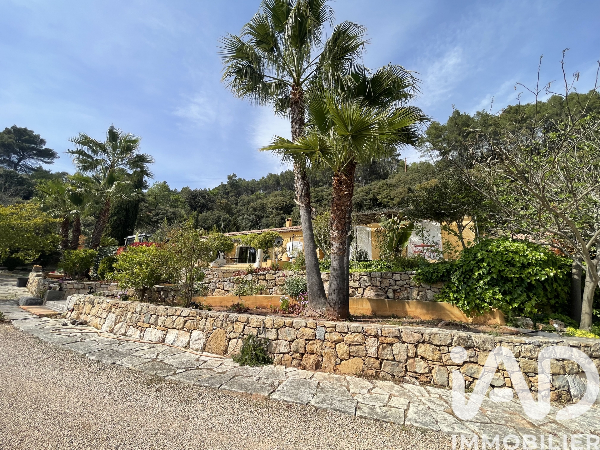 Vente maison à La Motte (83920) : mas 6 pièces 240 m² - 2106068 — 18