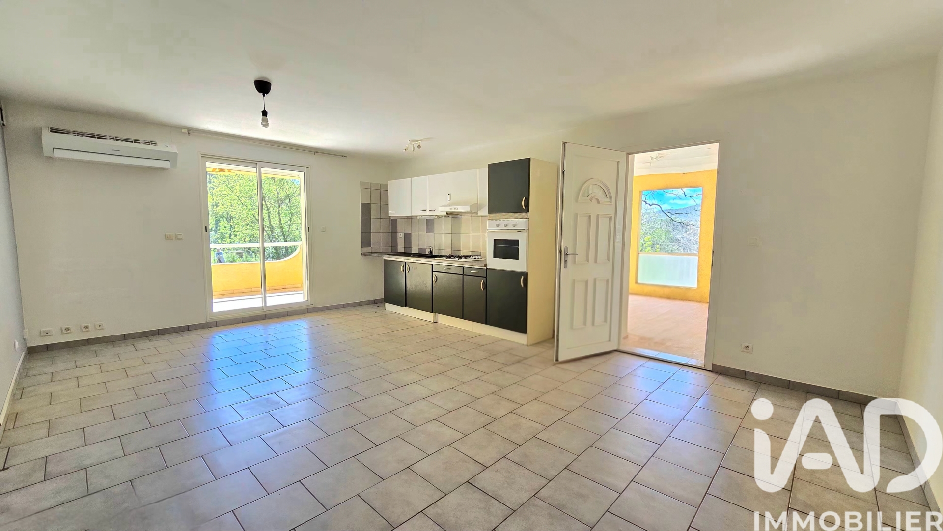 Vente maison à Gonfaron (83590) : maison 7 pièces 187 m² — 15