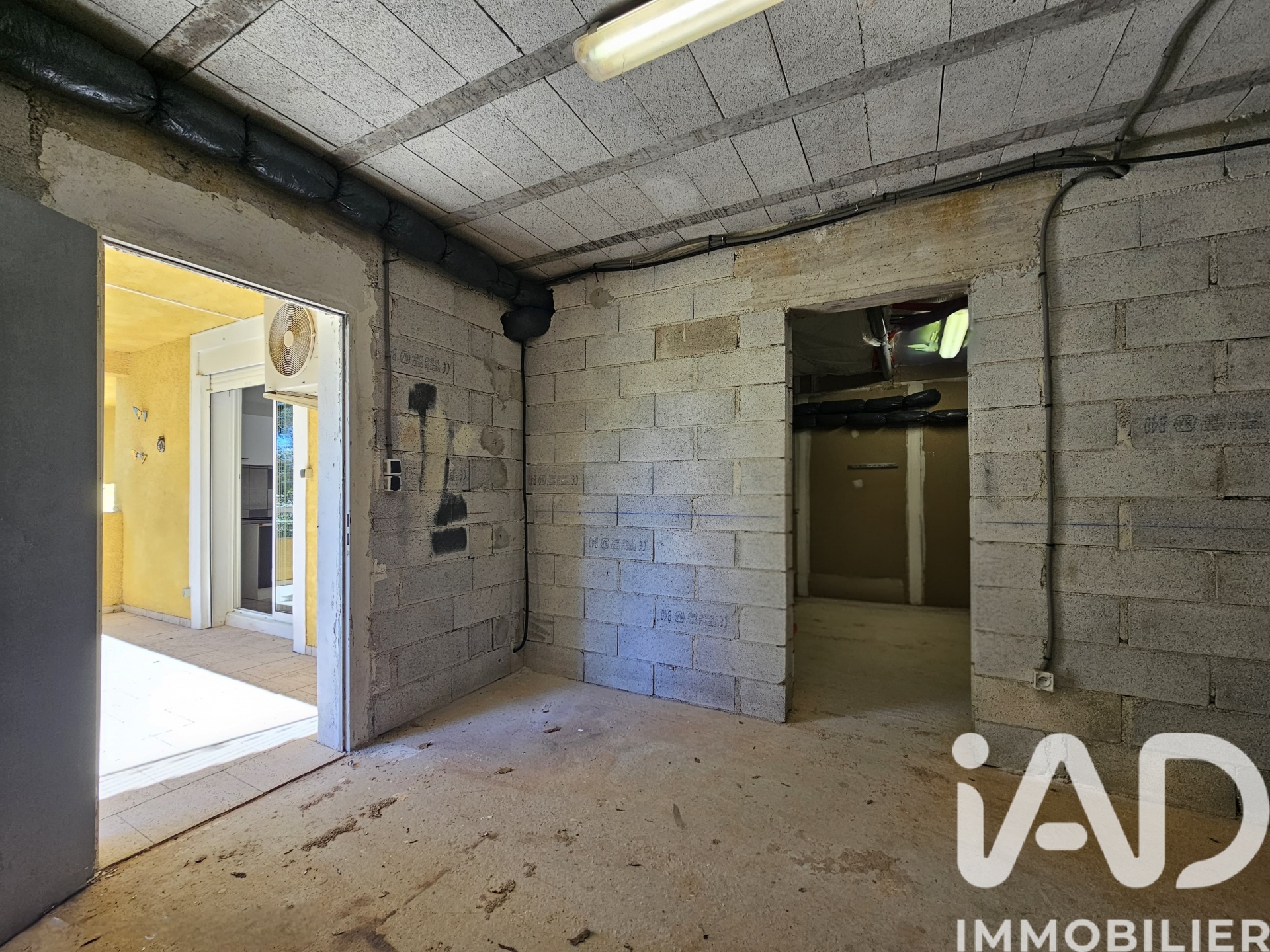 Vente maison à Gonfaron (83590) : maison 7 pièces 187 m² — 25