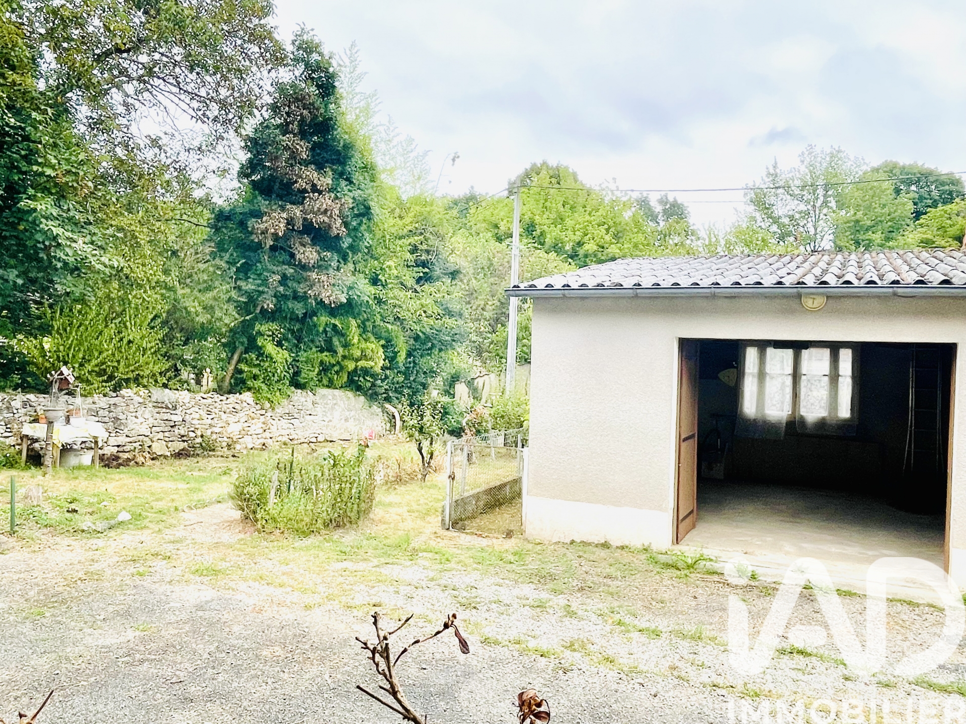 Vente maison à Ruffec (36300) : maison de campagne 3 pièces 87 m² — 18
