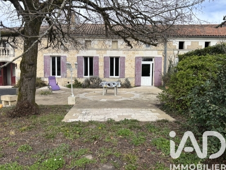 Vente maison à Chepniers (17210) : longère 6 pièces 220 m² — 2