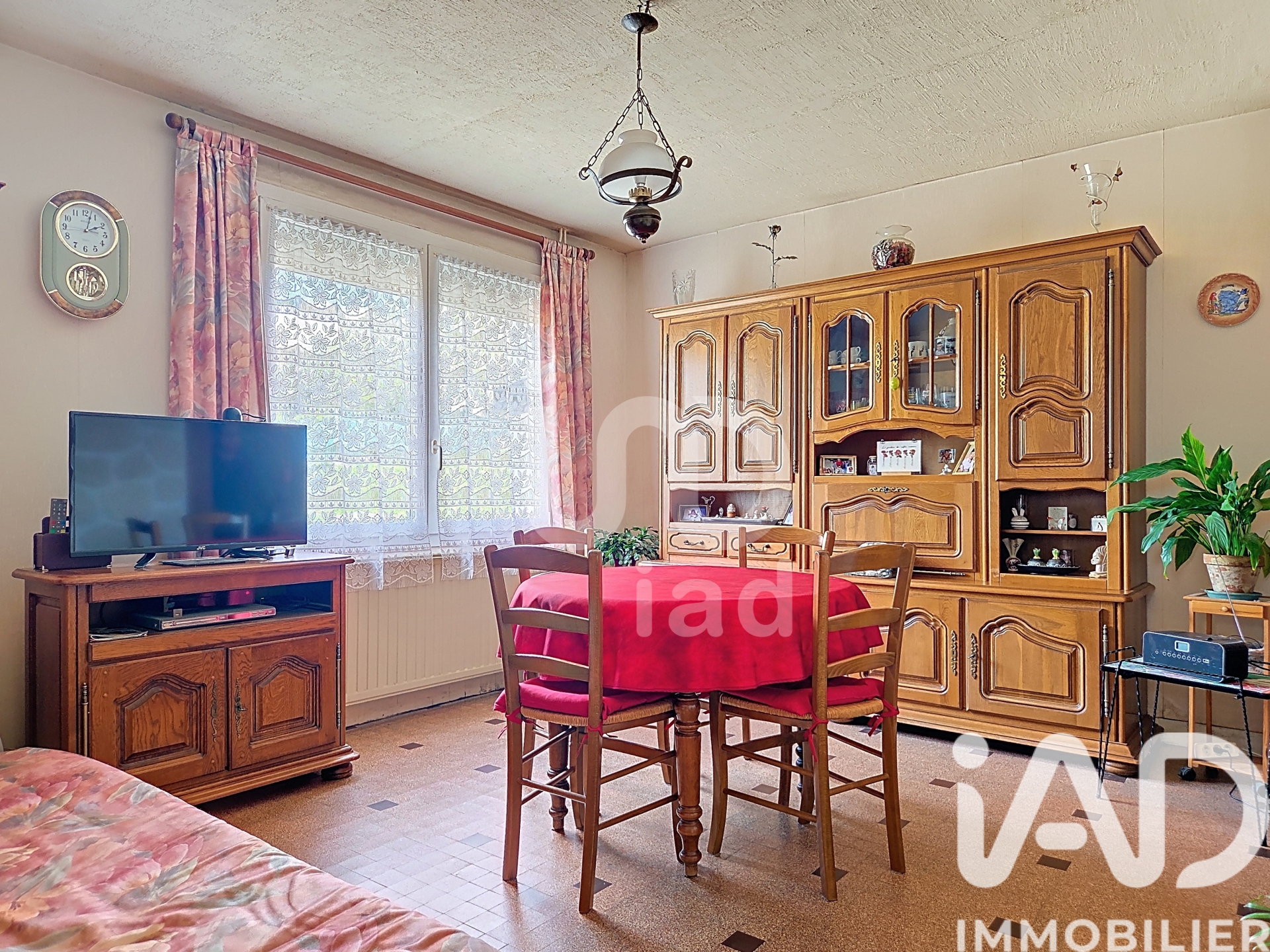 Vente maison à Vierzon (18100) : maison 5 pièces 83 m² — 4