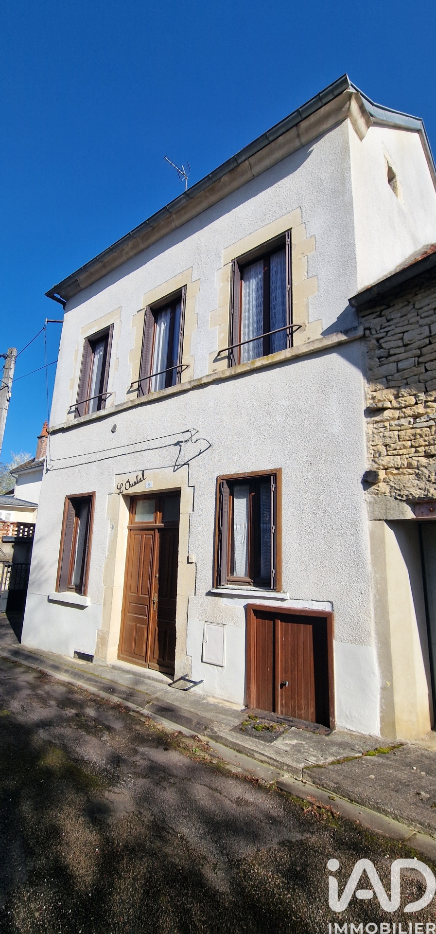 Vente maison à Ancy-le-Franc (89160) : maison 7 pièces 142 m² - 1995760 — 2