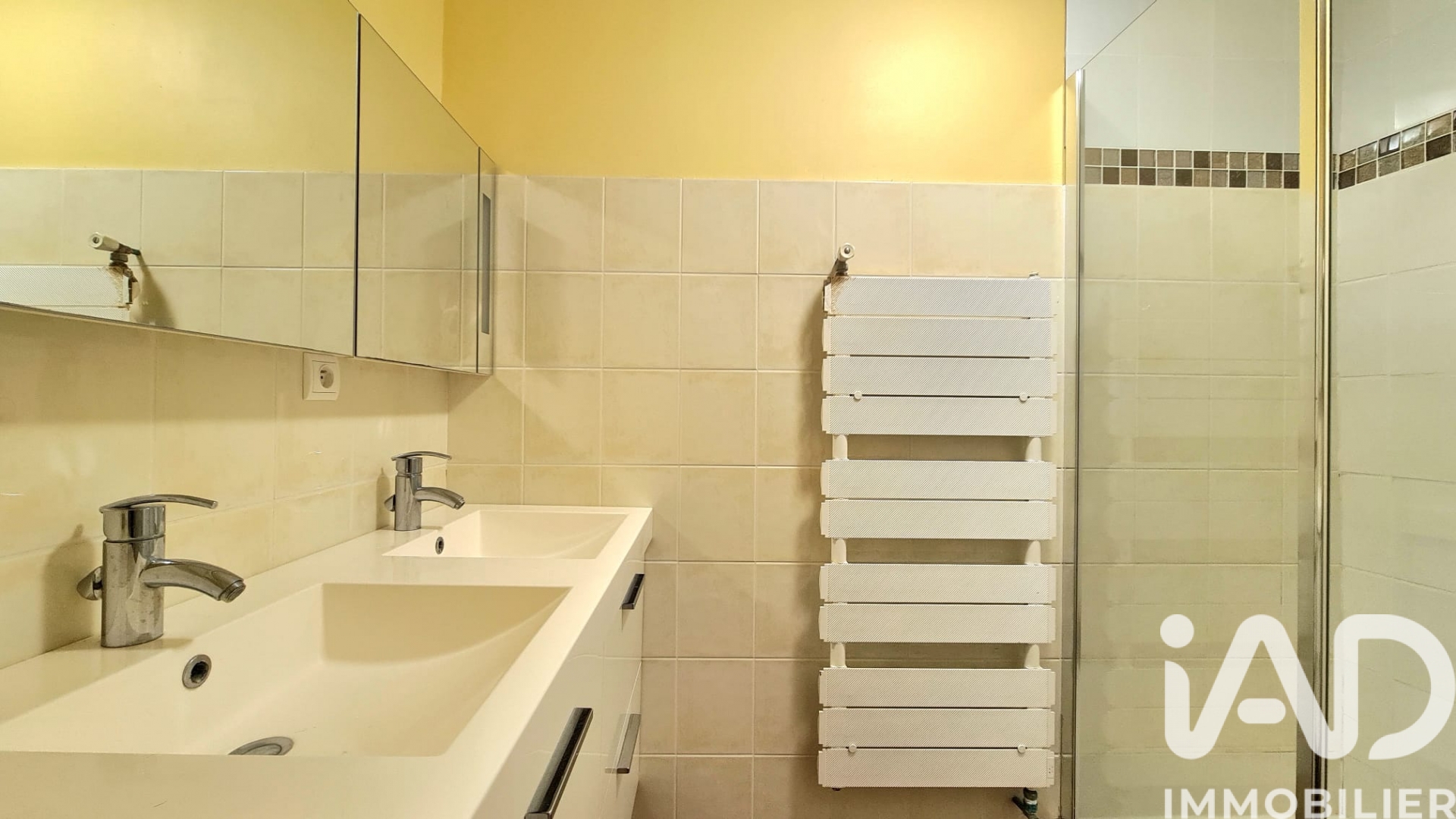 Vente maison à Sigean (11130) : maison de village 6 pièces 123 m² — 13