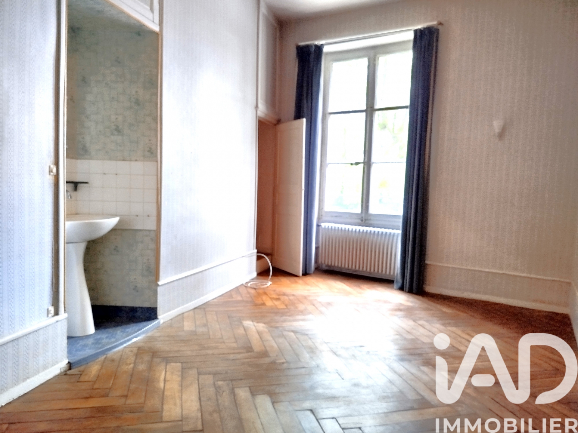 Vente maison à Chinon (37500) : maison traditionnelle 7 pièces 180 m² — 16