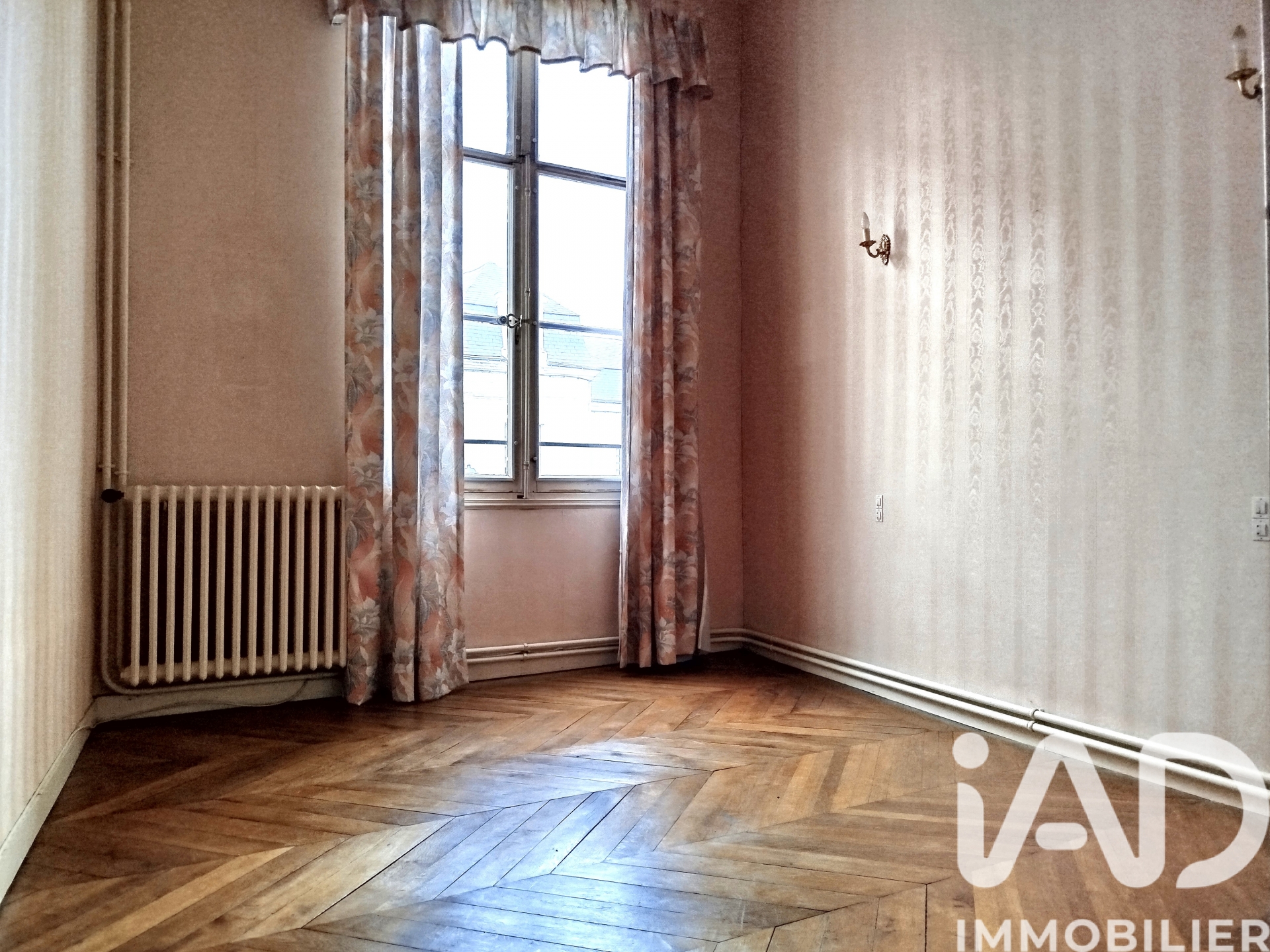 Vente maison à Chinon (37500) : maison traditionnelle 7 pièces 180 m² — 19