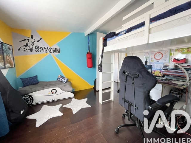 Vente maison à Vaujours (93410) : maison traditionnelle 6 pièces 119 m² — 12