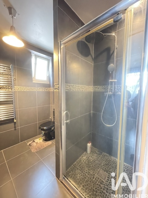 Vente maison à Vaujours (93410) : maison traditionnelle 6 pièces 119 m² — 8