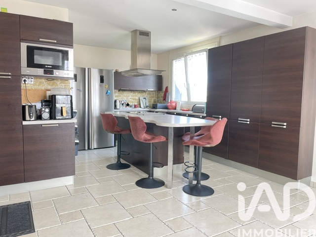 Vente maison à Vaujours (93410) : maison traditionnelle 6 pièces 119 m² — 4