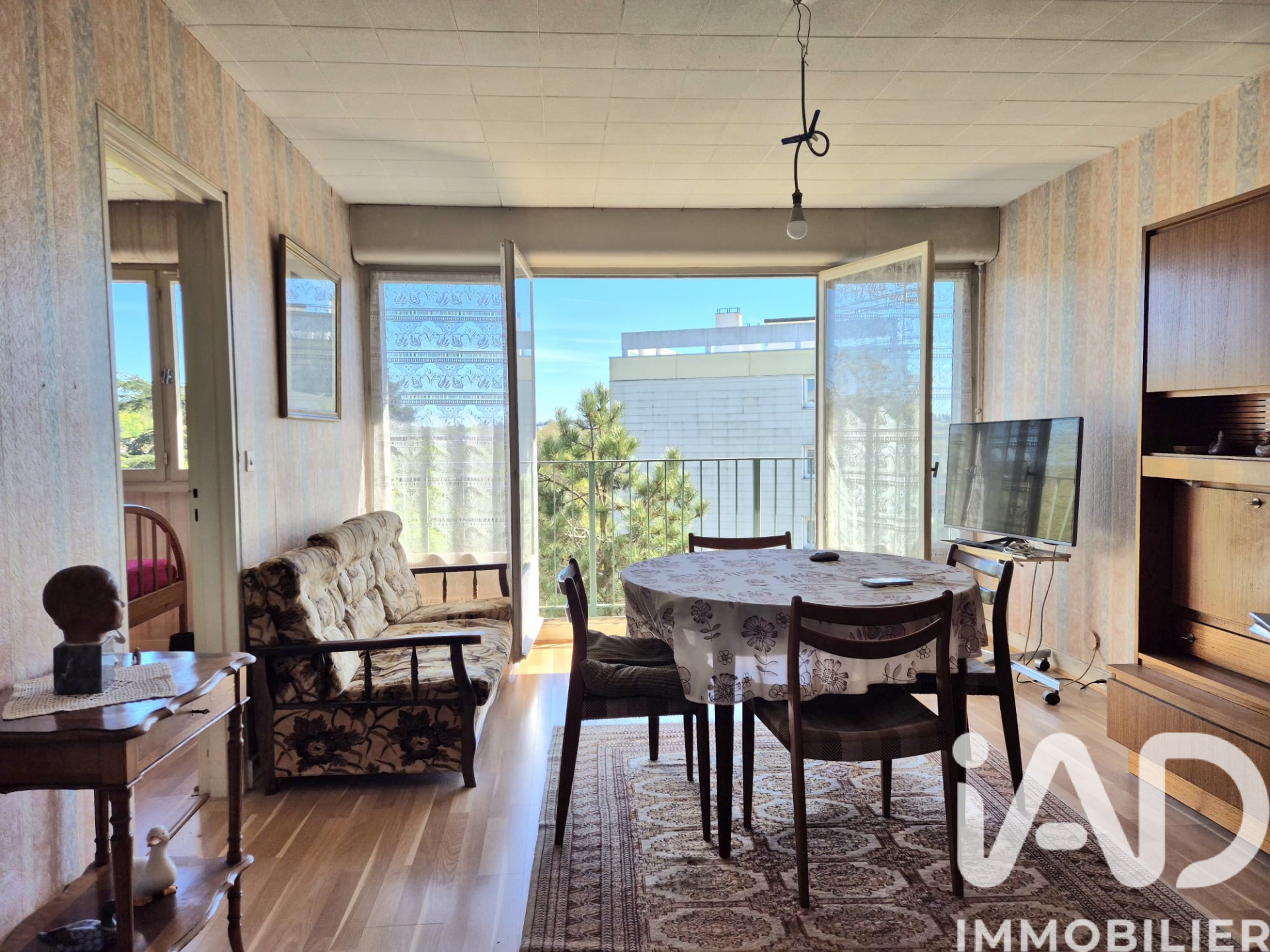 Appartement à vendre à Yerres — 145 000 € — IAD France