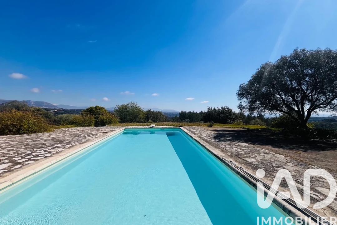 Vente maison à Roquefort — 17