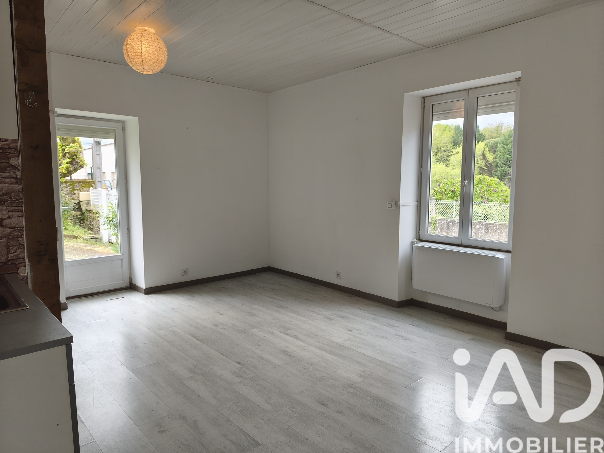 Vente maison à Montmorillon (86500) : maison de ville 6 pièces 125 m² — 5