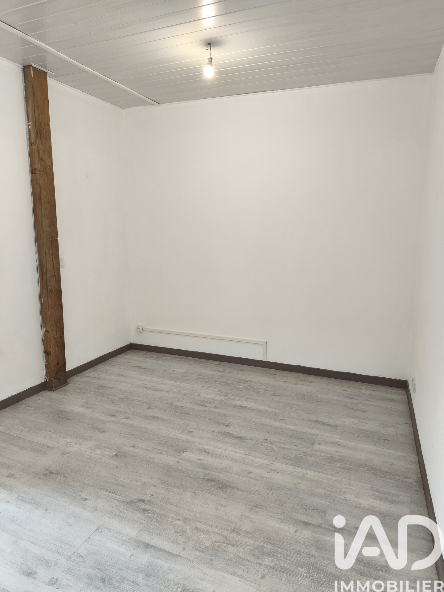 Vente maison à Montmorillon (86500) : maison de ville 6 pièces 125 m² — 7