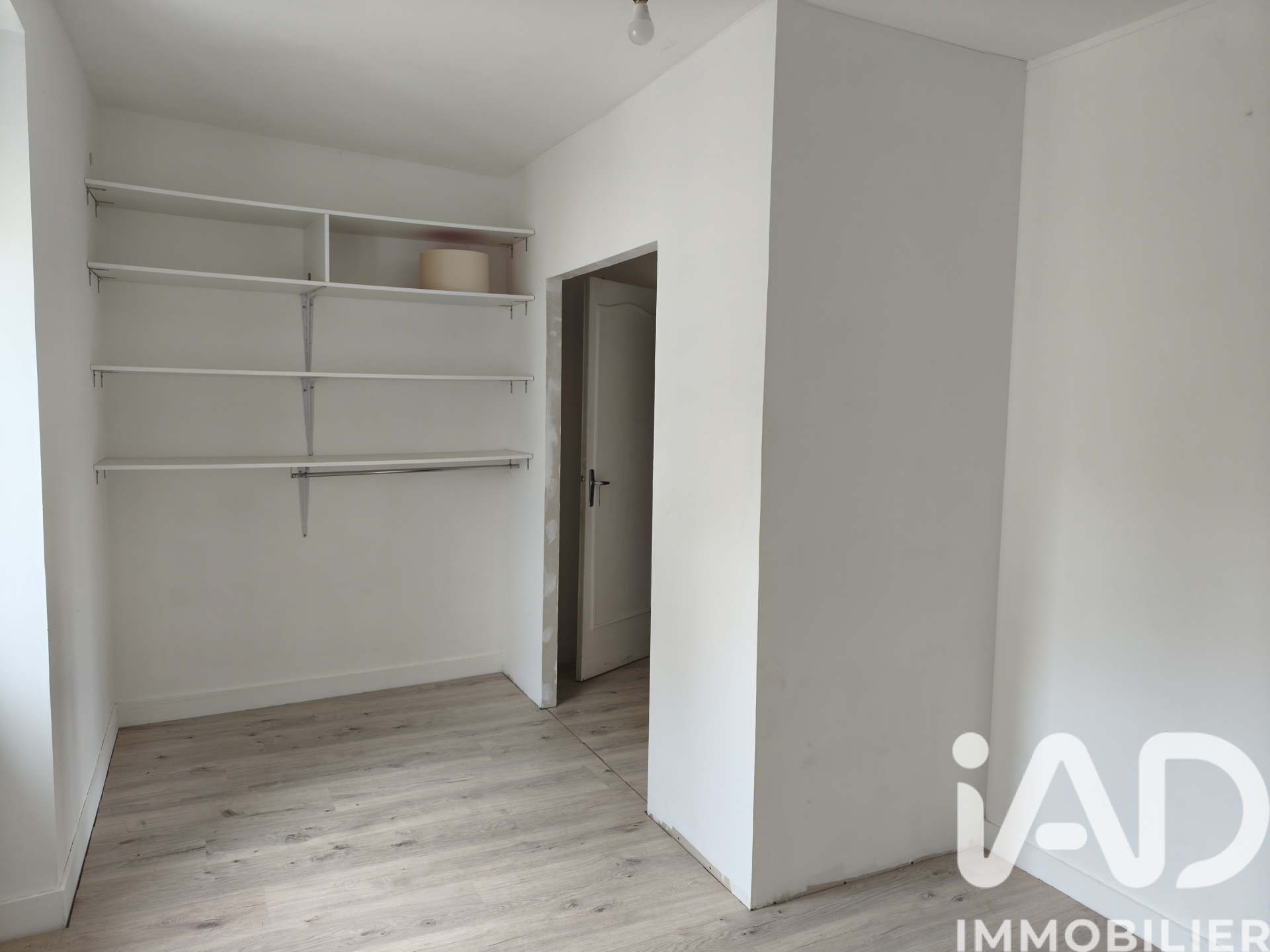 Vente maison à Montmorillon (86500) : maison de ville 6 pièces 125 m² — 22