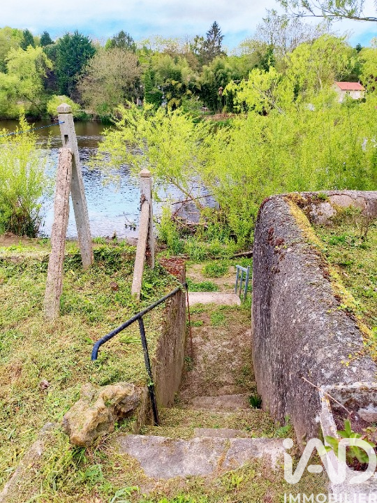 Vente maison à Montmorillon (86500) : maison de ville 6 pièces 125 m² — 29