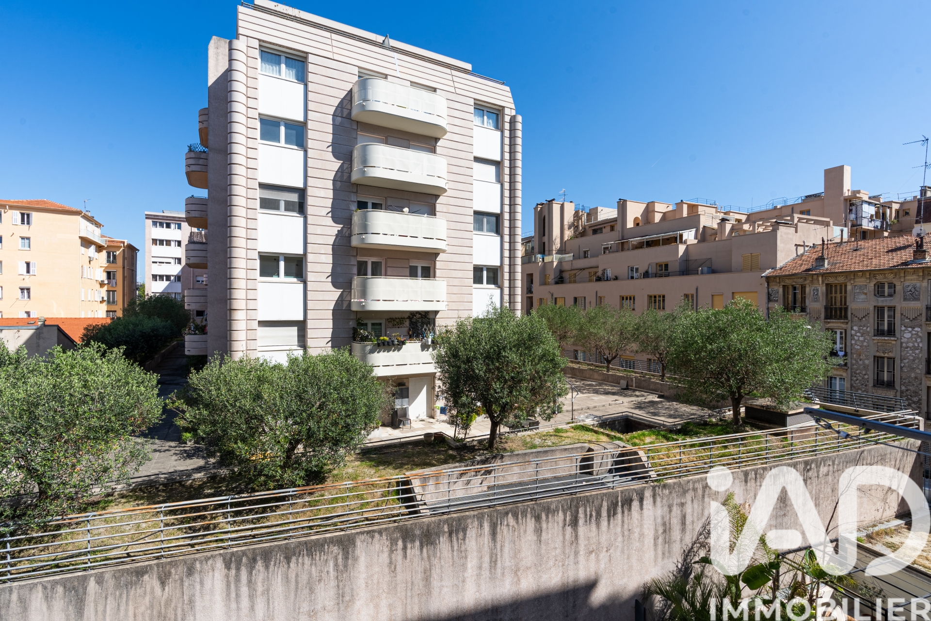 Vente appartement à Nice (06000) : appartement 3 pièces 85 m² — 23