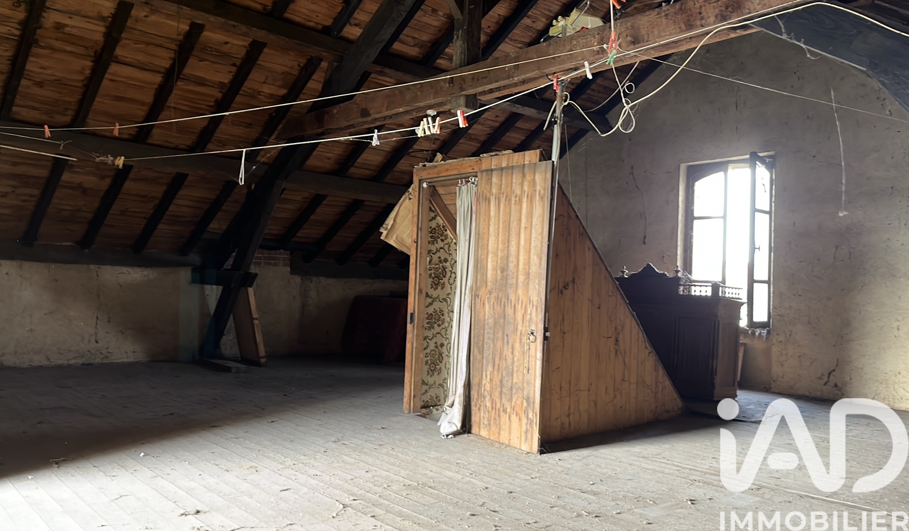 Vente maison à Montluçon (03100) : maison de ville 4 pièces 110 m² - 1984898 — 4