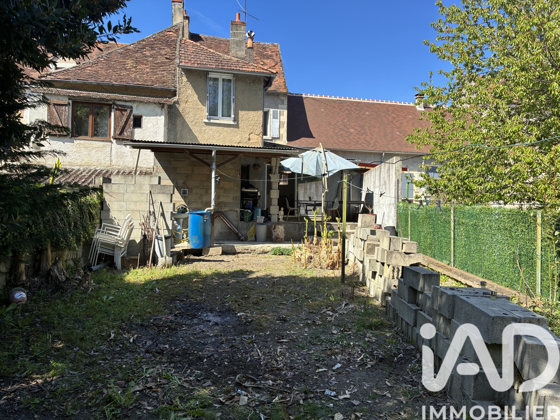 Vente maison à Le Blanc (36300) : maison de village 5 pièces 119 m² — 24