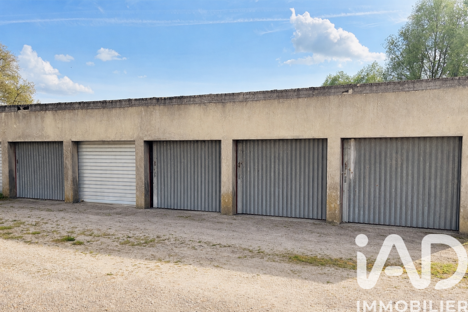 Parking à vendre à Châlons-en-Champagne — 8 000 € — IAD France