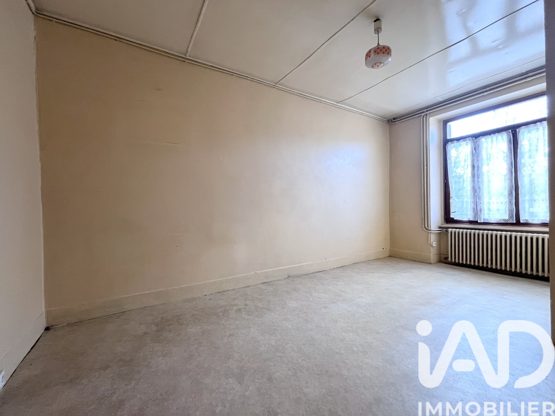 Vente maison à Giat (63620) : maison 6 pièces 105 m² — 6