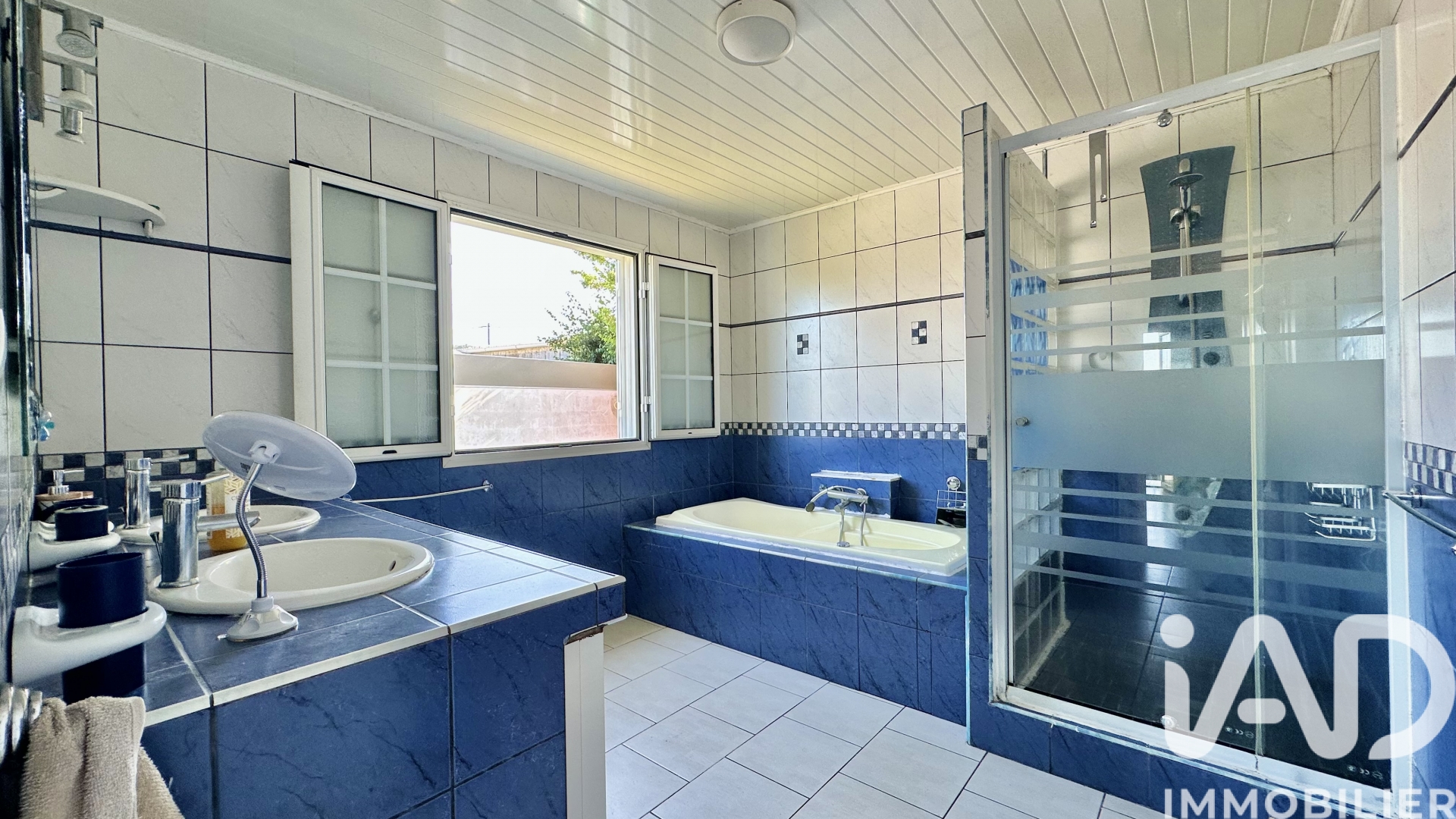 Vente maison à Le Tampon (97418) : maison traditionnelle 6 pièces 168 m² — 8