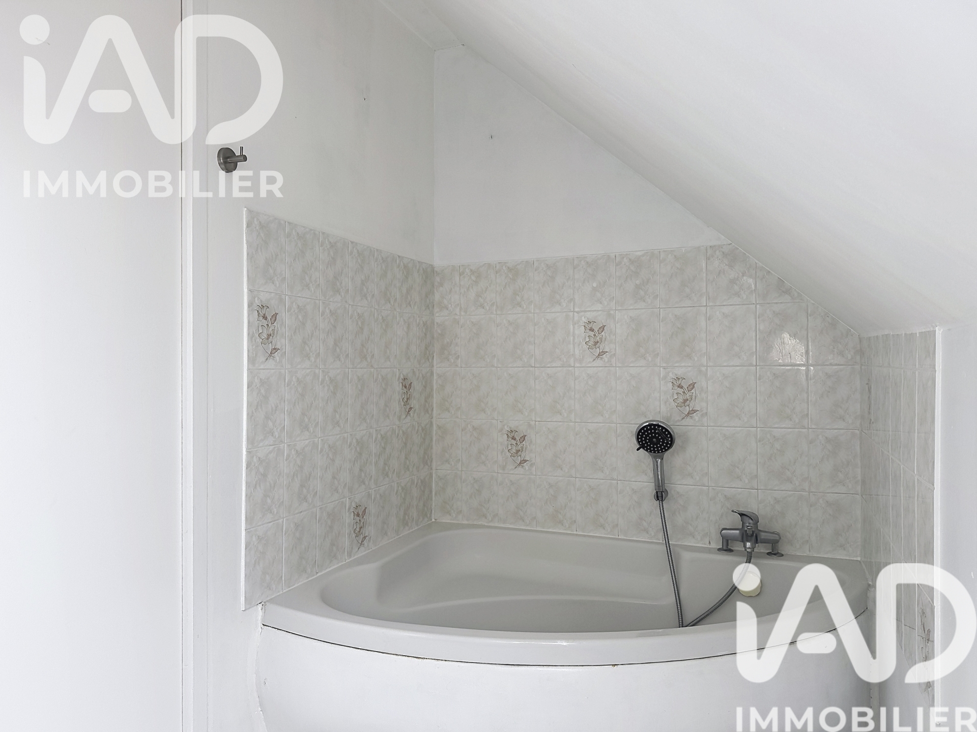 Vente maison à Villemandeur (45700) : maison traditionnelle 6 pièces 125 m² — 26