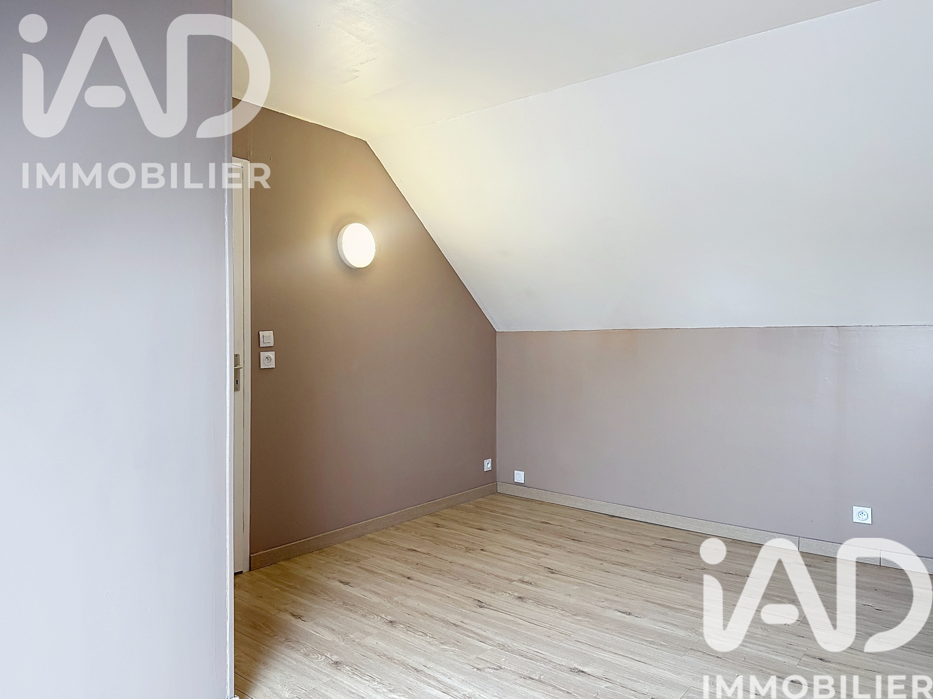 Vente maison à Villemandeur (45700) : maison traditionnelle 6 pièces 125 m² — 24