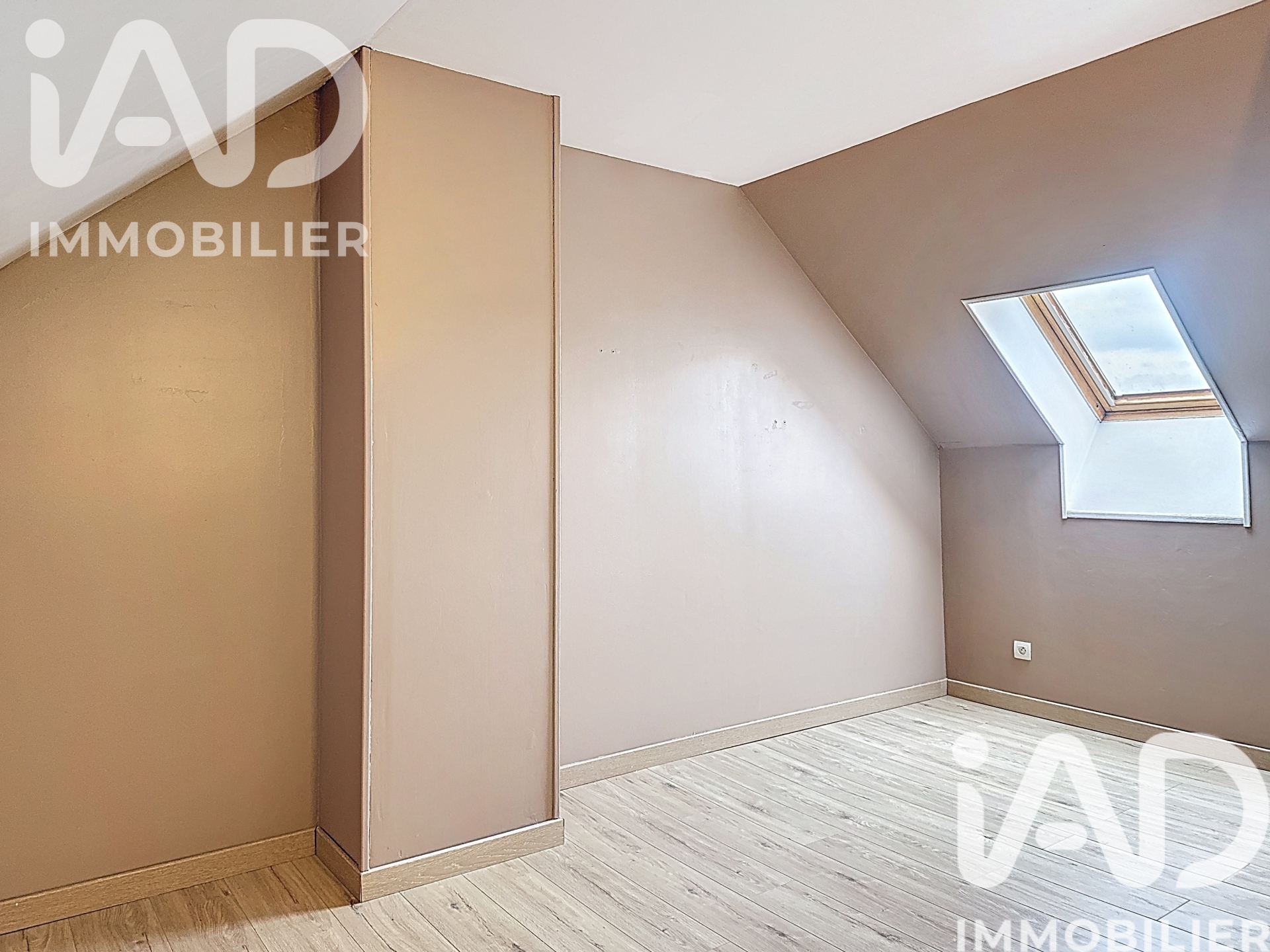 Vente maison à Villemandeur (45700) : maison traditionnelle 6 pièces 125 m² — 23