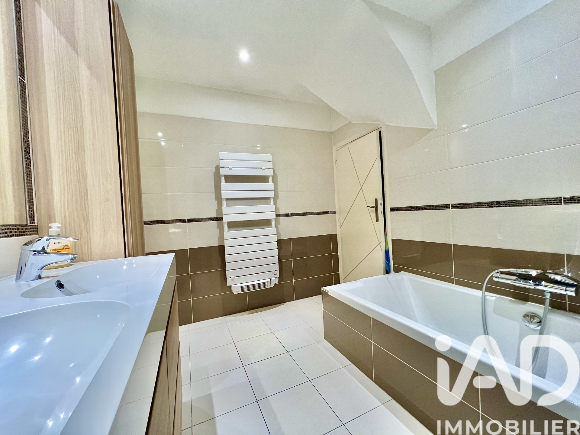 Vente maison à Saint-Raphaël (83700) : maison 5 pièces 124 m² - 1999374 — 12