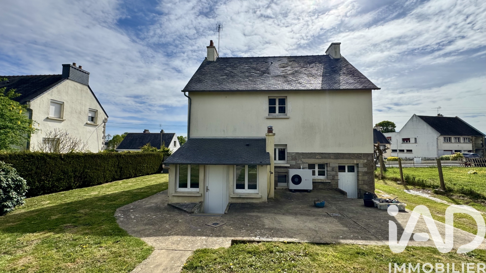 Vente maison à Loudéac (22600) : maison de ville 6 pièces 105 m² — 18