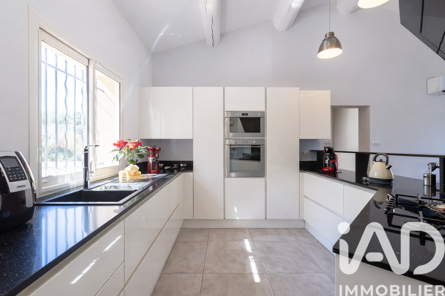 Vente maison à Jouques (13490) : maison 6 pièces 165 m² — 8