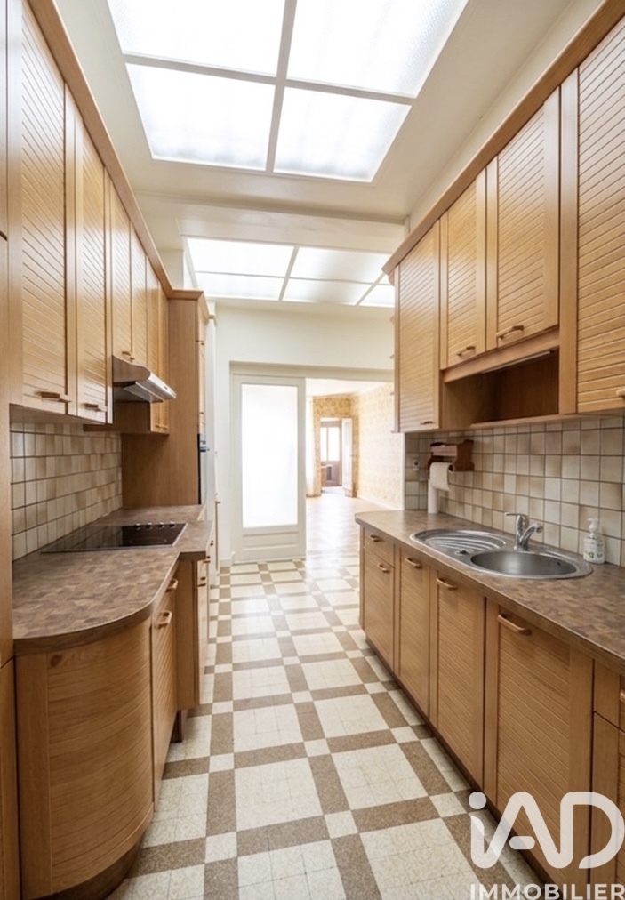 Vente maison à Cadillac-sur-Garonne (33410) : maison 7 pièces 223 m² - 2001921 — 7